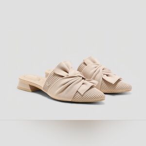 Chic Beige Bow Mules